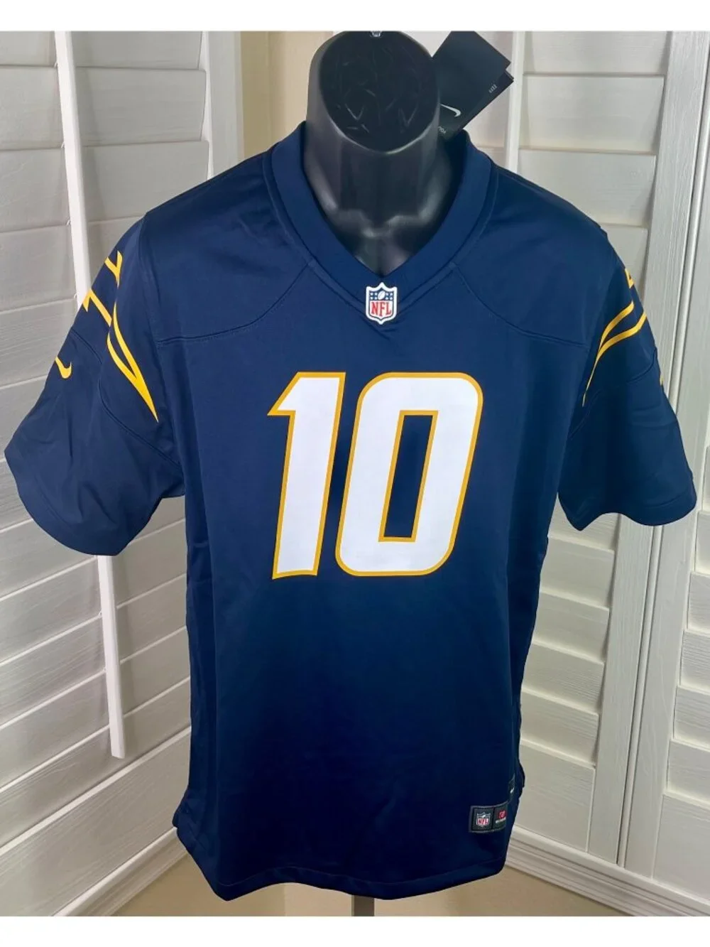 Nike NFL Los Angeles Chargers Justin Herbert #10 Football Jersey - Youth L 14/16
